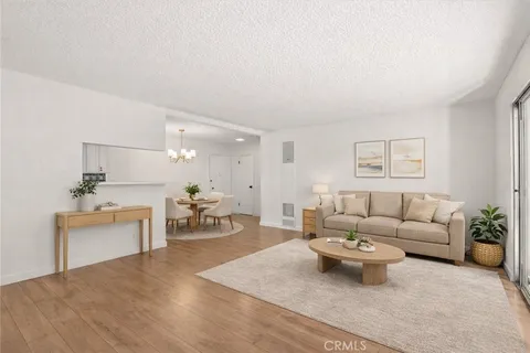 $419,000 | 805 Glenway Drive, Unit 105, Inglewood, CA 90302
