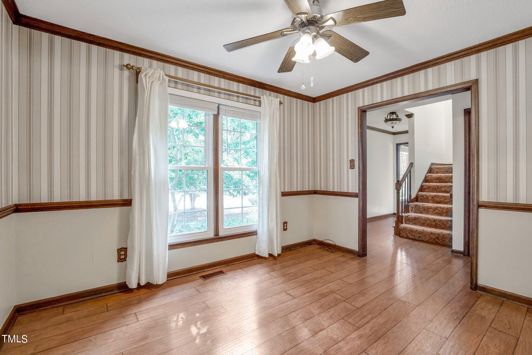 8100 N Creek Raleigh, NC 27613 - Photo 23 of 32 Dining room