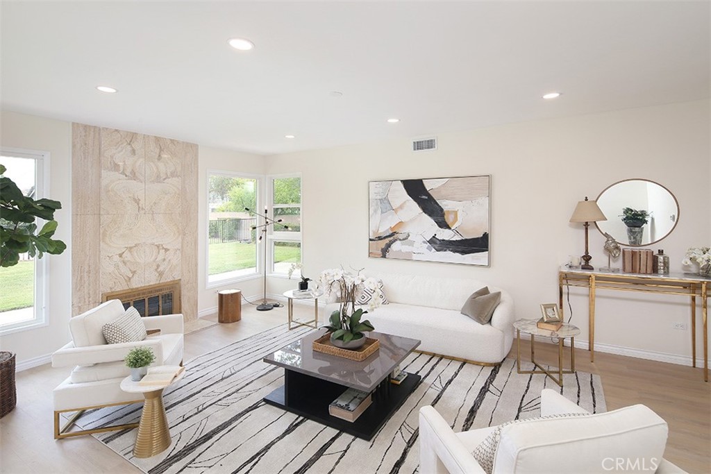 255 Sharon Road Arcadia, CA 91007 - Photo 2 of 29 a living room with furniture