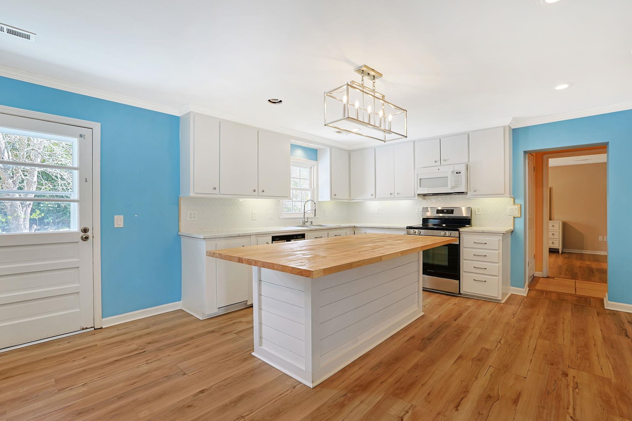 640 Belair Avenue Murrells Inlet, SC 29576 - Photo 8 of 50