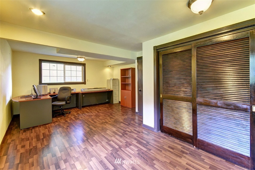 7414 181st Place Southwest Edmonds, WA 98026 - Photo 13 of 20 Gallery Image 13