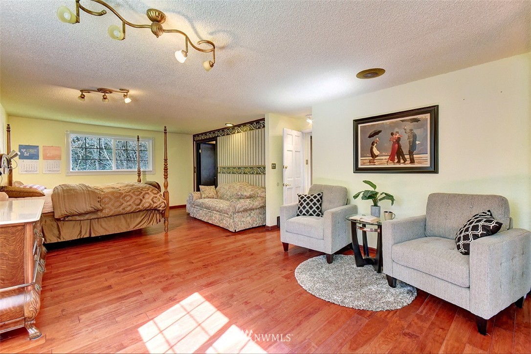 7414 181st Place Southwest Edmonds, WA 98026 - Photo 10 of 20 Gallery Image 10