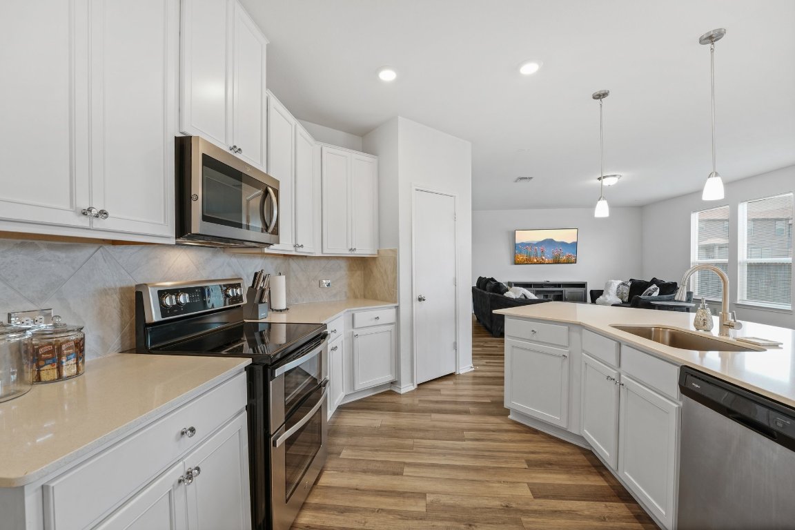 113 Uncle Billy Way Jarrell, TX 76537 - Photo 5 of 23