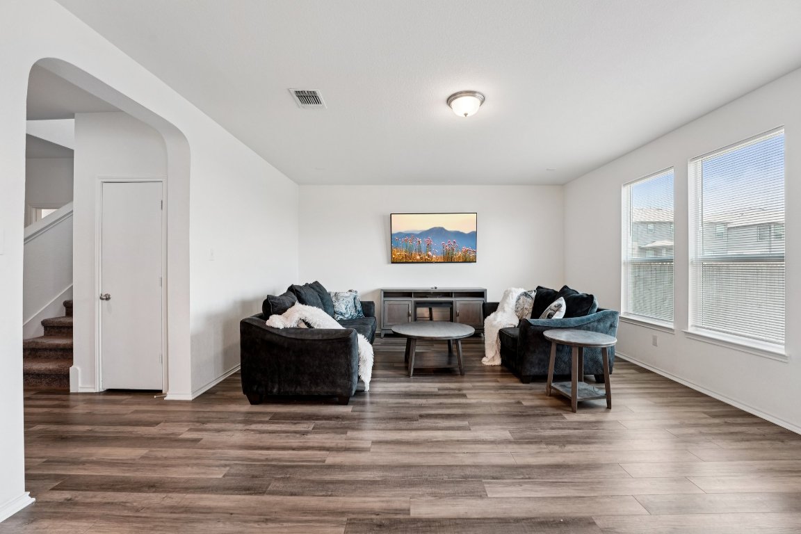 113 Uncle Billy Way Jarrell, TX 76537 - Photo 6 of 23