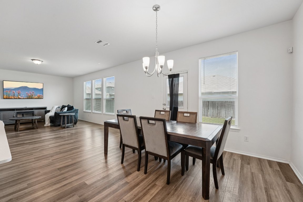 113 Uncle Billy Way Jarrell, TX 76537 - Photo 8 of 23