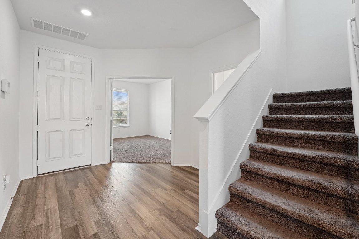 113 Uncle Billy Way Jarrell, TX 76537 - Photo 9 of 23