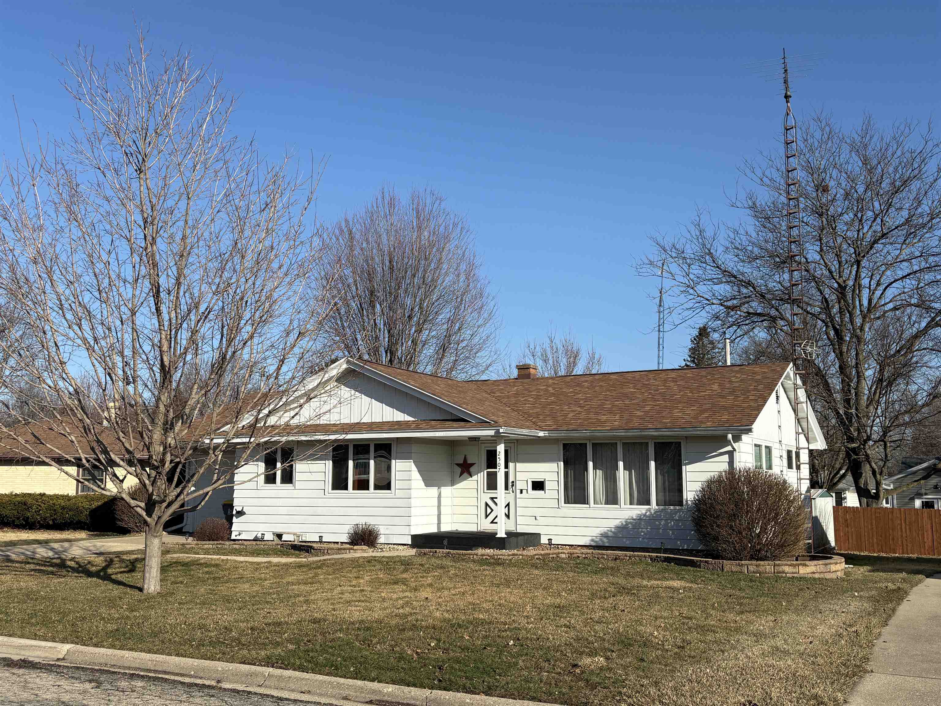 2507 16th Street Monroe, WI 53566 - Photo 1 of 45