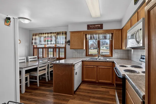 $295,900 | 2507 16th Street, Monroe, WI 53566