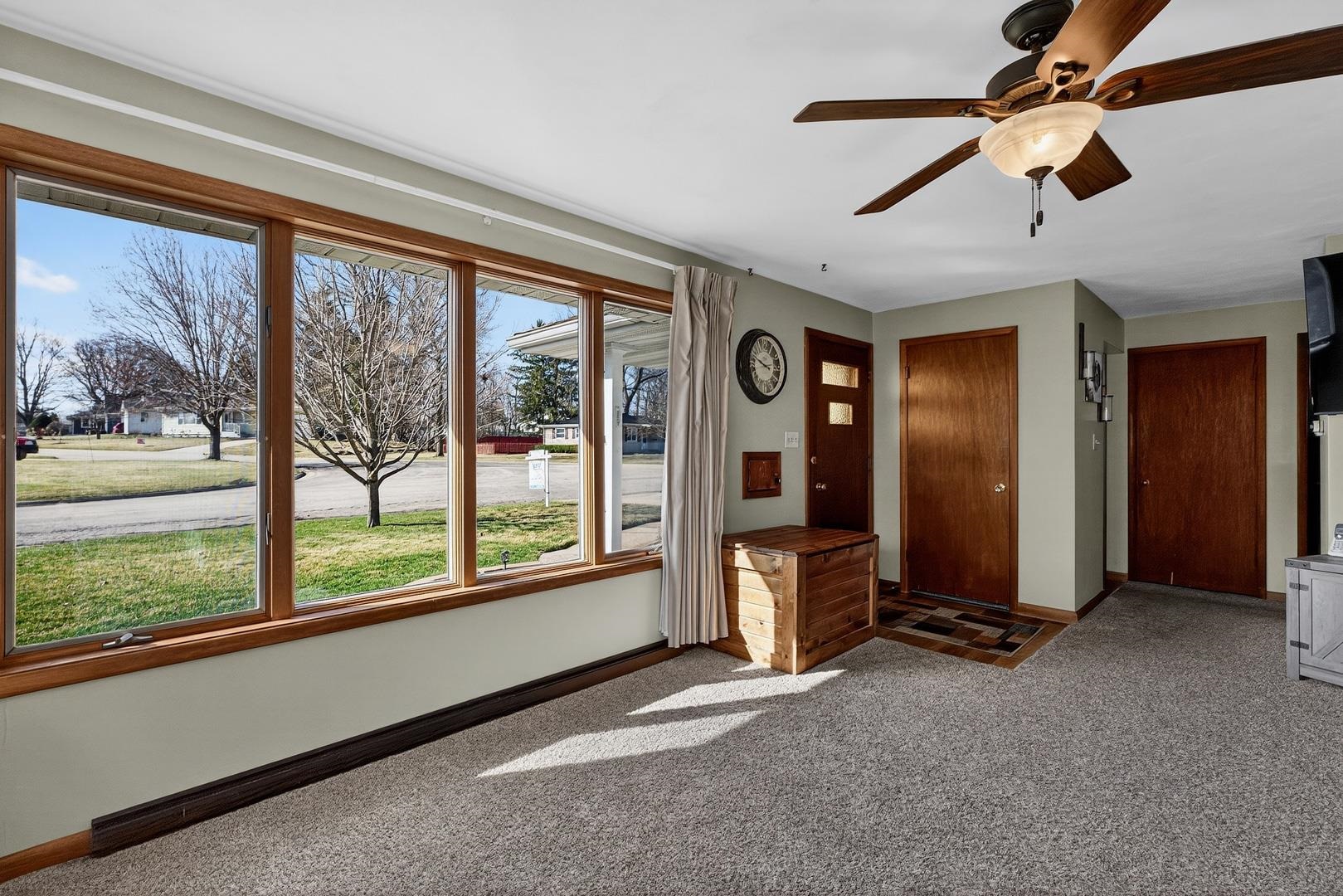 2507 16th Street Monroe, WI 53566 - Photo 9 of 45