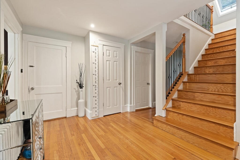 860 Main Street Lynnfield, MA 01940 - Photo 2 of 34