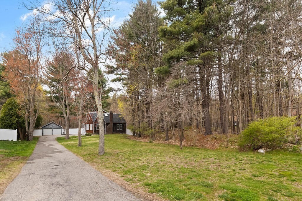 860 Main Street Lynnfield, MA 01940 - Photo 25 of 34