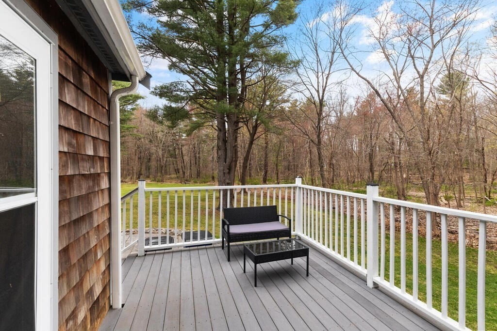 860 Main Street Lynnfield, MA 01940 - Photo 27 of 34
