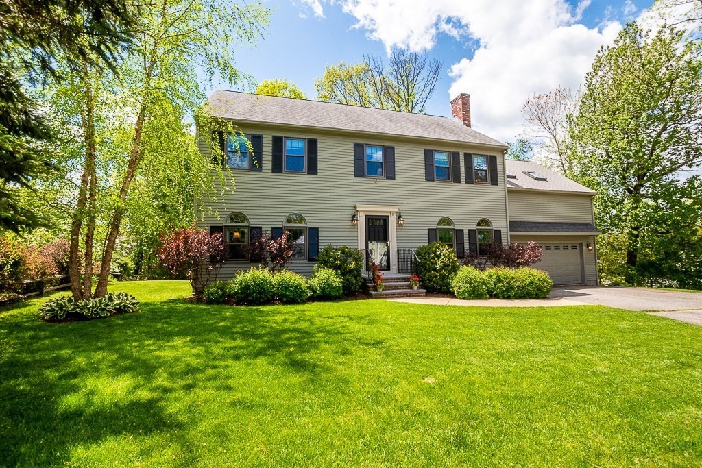 8 Margaret Road Dedham, MA 02026 - Photo 2 of 42 Gallery Image 2