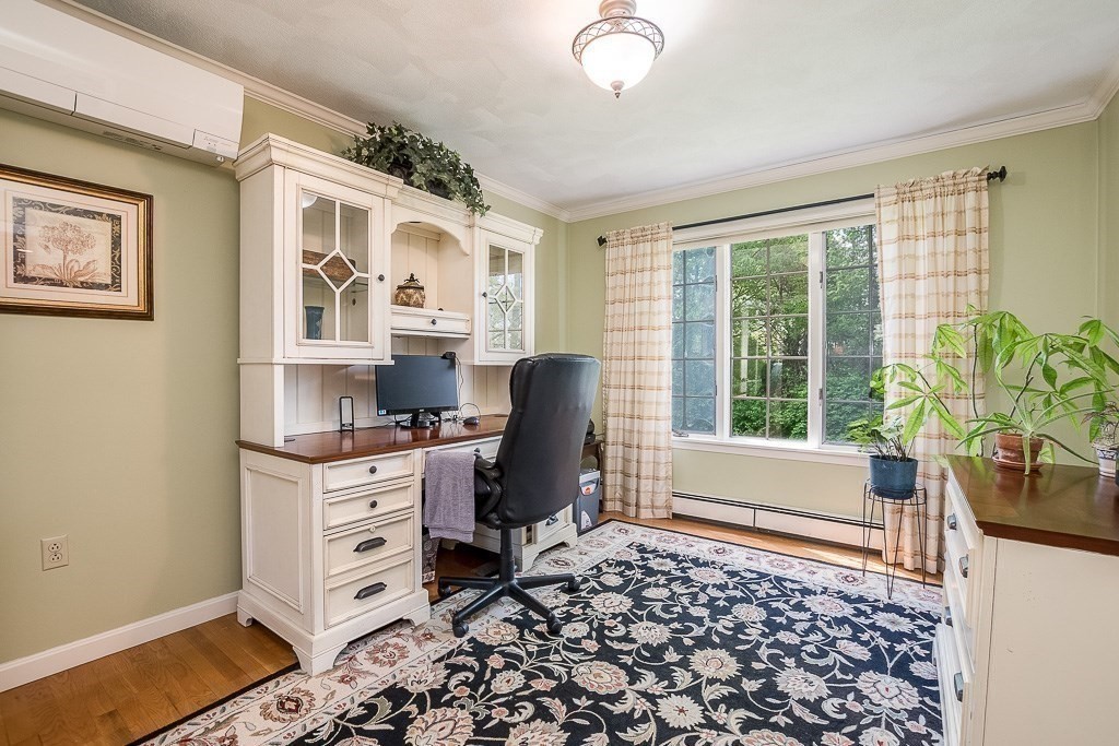 8 Margaret Road Dedham, MA 02026 - Photo 9 of 42 Gallery Image 9