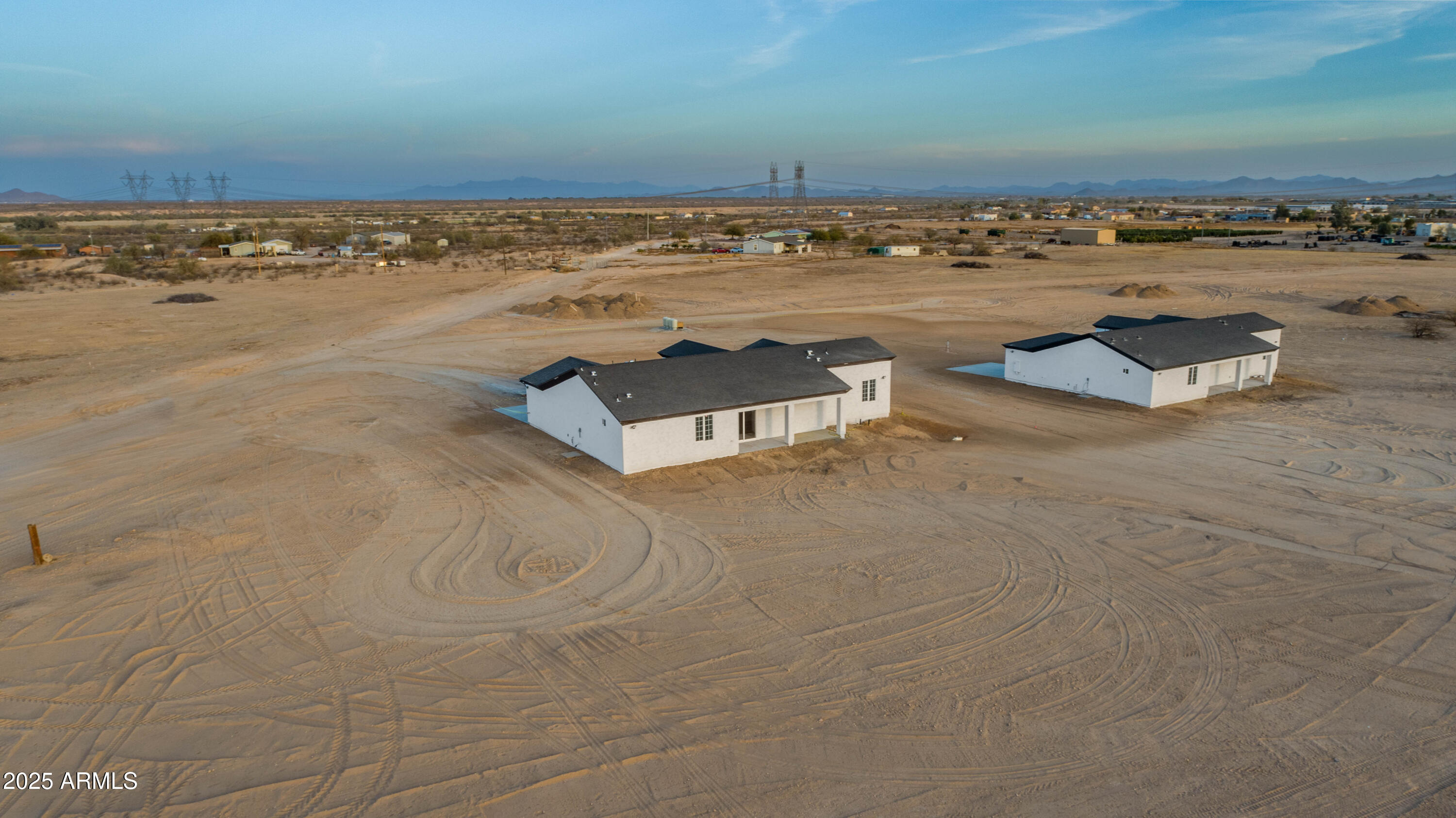 2103 Hassayampa Road Tonopah, AZ 85354 - Photo 11 of 37 a view of an ocean and beach