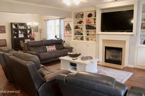 $325,000 | 4472 Stone Cross Drive, Olive Branch, MS 38654