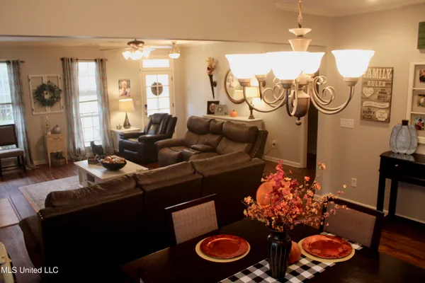 $325,000 | 4472 Stone Cross Drive, Olive Branch, MS 38654