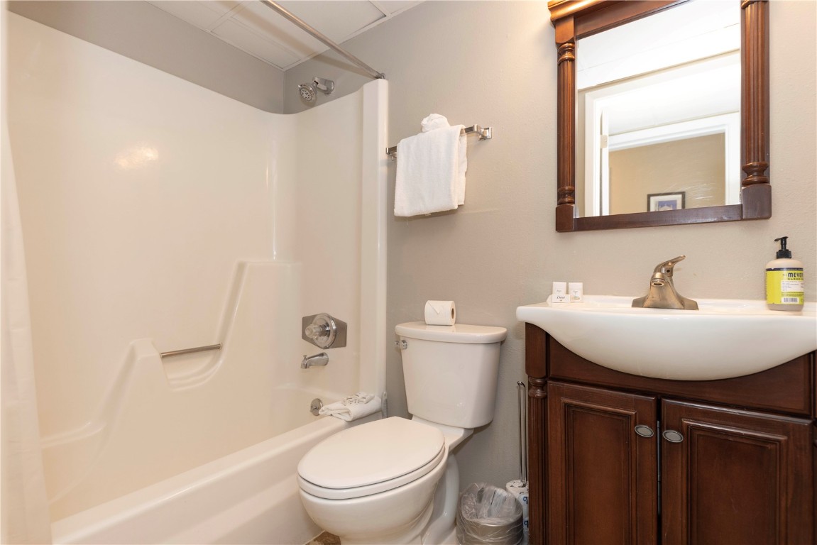 1493 East Keystone Road, Unit 2957 Keystone, CO 80435 - Photo 18 of 28 Second Bathroom