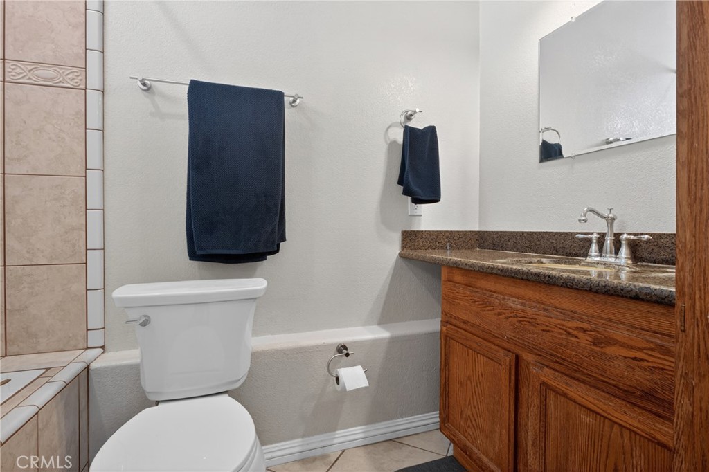 29631 Silver Street Castaic, CA 91384 - Photo 9 of 36 Full bathroom downstairs