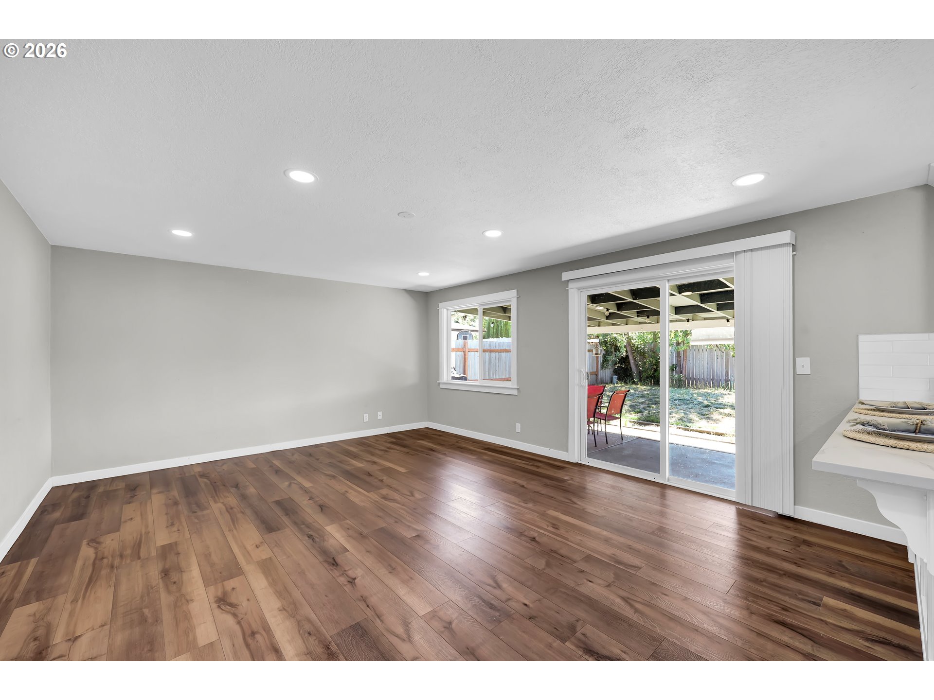 326 North 38th Place Springfield, OR 97478 - Photo 18 of 39