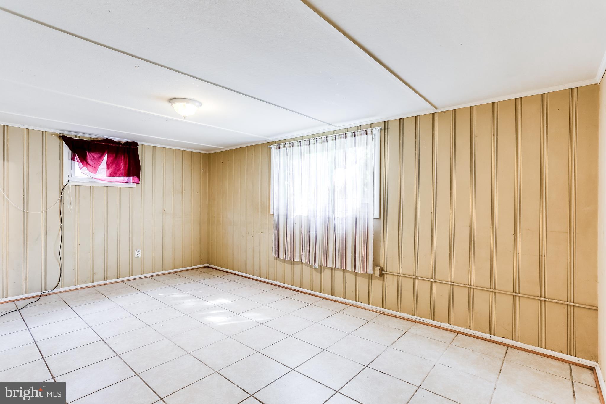4243 Powder Mill Road Beltsville, MD 20705 - Photo 27 of 30 Bedroom