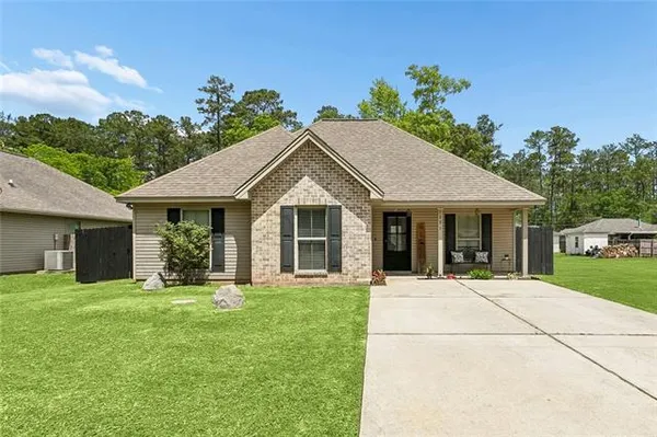 $225,000 | 1521 Jasmine Street, Mandeville, LA 70448