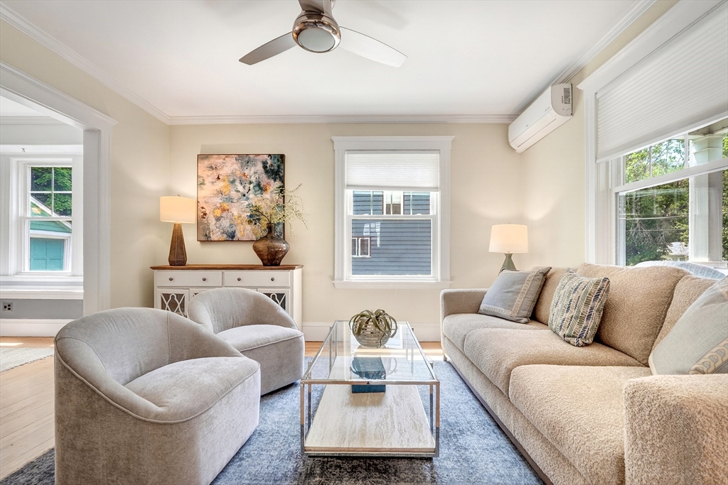 45 Maple Road Melrose, MA 02176 - Photo 5 of 38