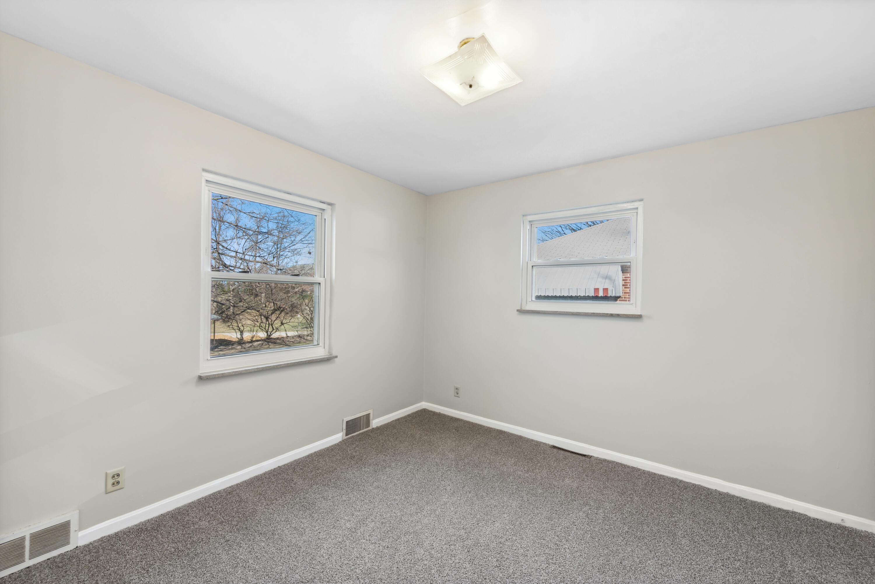1646 Amsterdam Road Fort Wright, KY 41011 - Photo 18 of 40 Gallery Image 18
