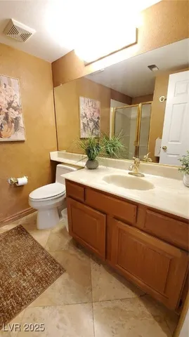 $1,330,000 | 3141 West Waterside Circle, Las Vegas, NV 89117