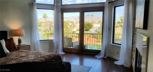 $1,330,000 | 3141 West Waterside Circle, Las Vegas, NV 89117