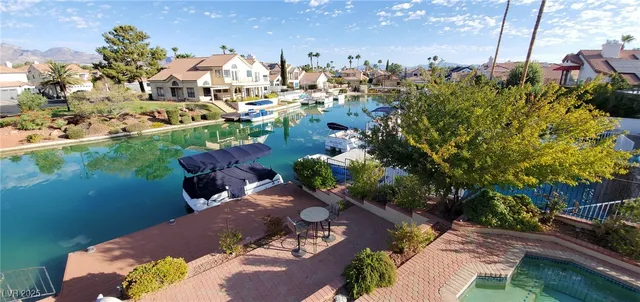 $1,330,000 | 3141 West Waterside Circle, Las Vegas, NV 89117