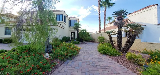 $1,330,000 | 3141 West Waterside Circle, Las Vegas, NV 89117