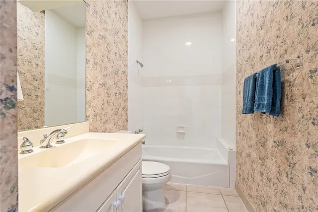 $599,900 | 8421 Sabal Palm Court, Unit 8421, Vero Beach, FL 32963