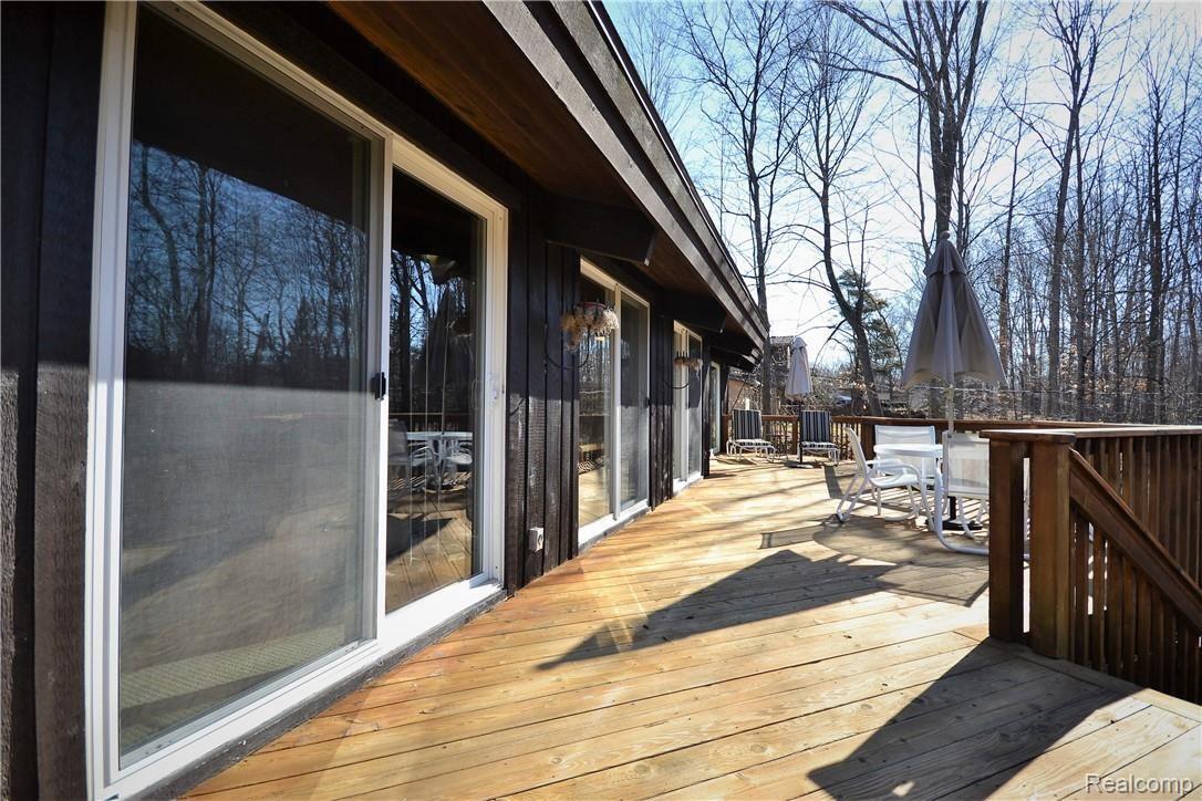 4763 Patrick Road West Bloomfield, MI 48322 - Photo 5 of 48 5.JPG