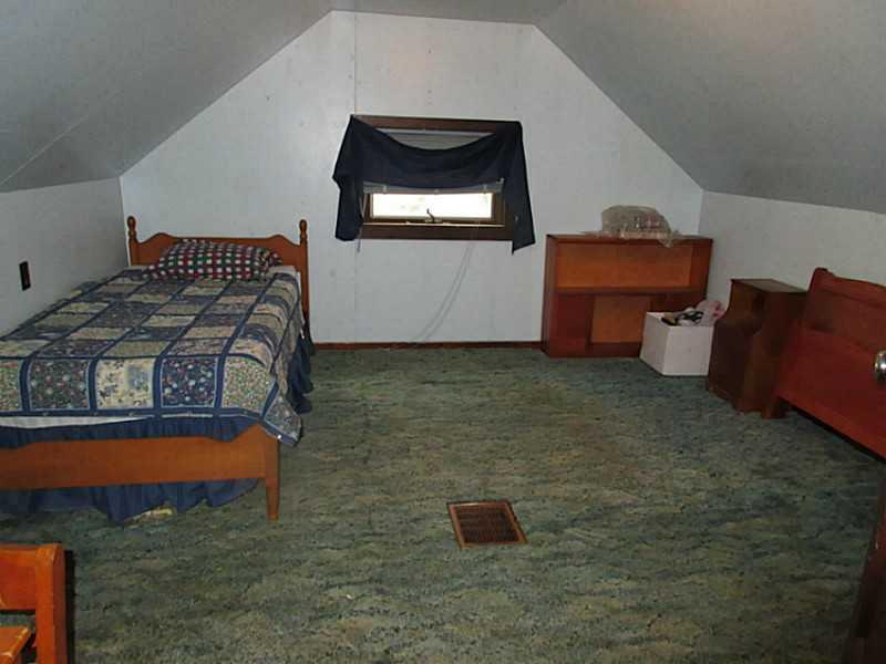 1445 Ridge Road Apollo, PA 15613 - Photo 12 of 19 Bedroom.