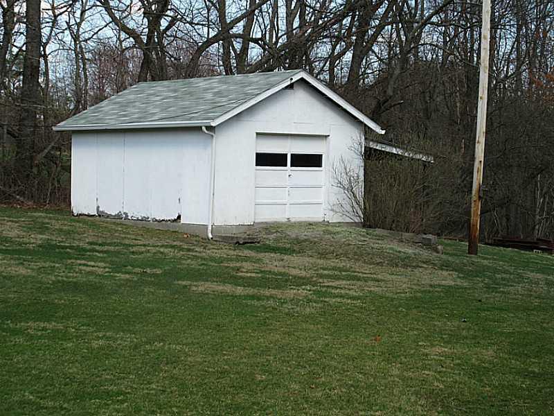 1445 Ridge Road Apollo, PA 15613 - Photo 18 of 19 Parking Lot/Garage.