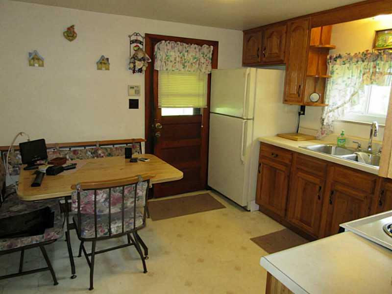 1445 Ridge Road Apollo, PA 15613 - Photo 7 of 19 Kitchen.
