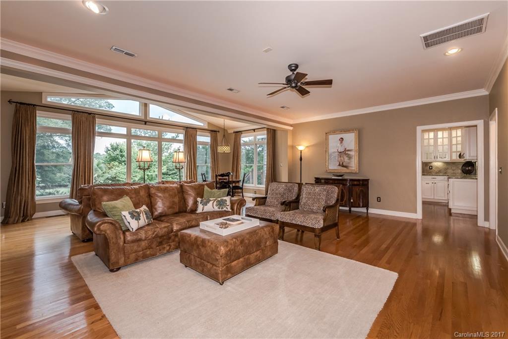11917 Hamilton Road Charlotte, NC 28273 - Photo 4 of 24 Gallery Image 4