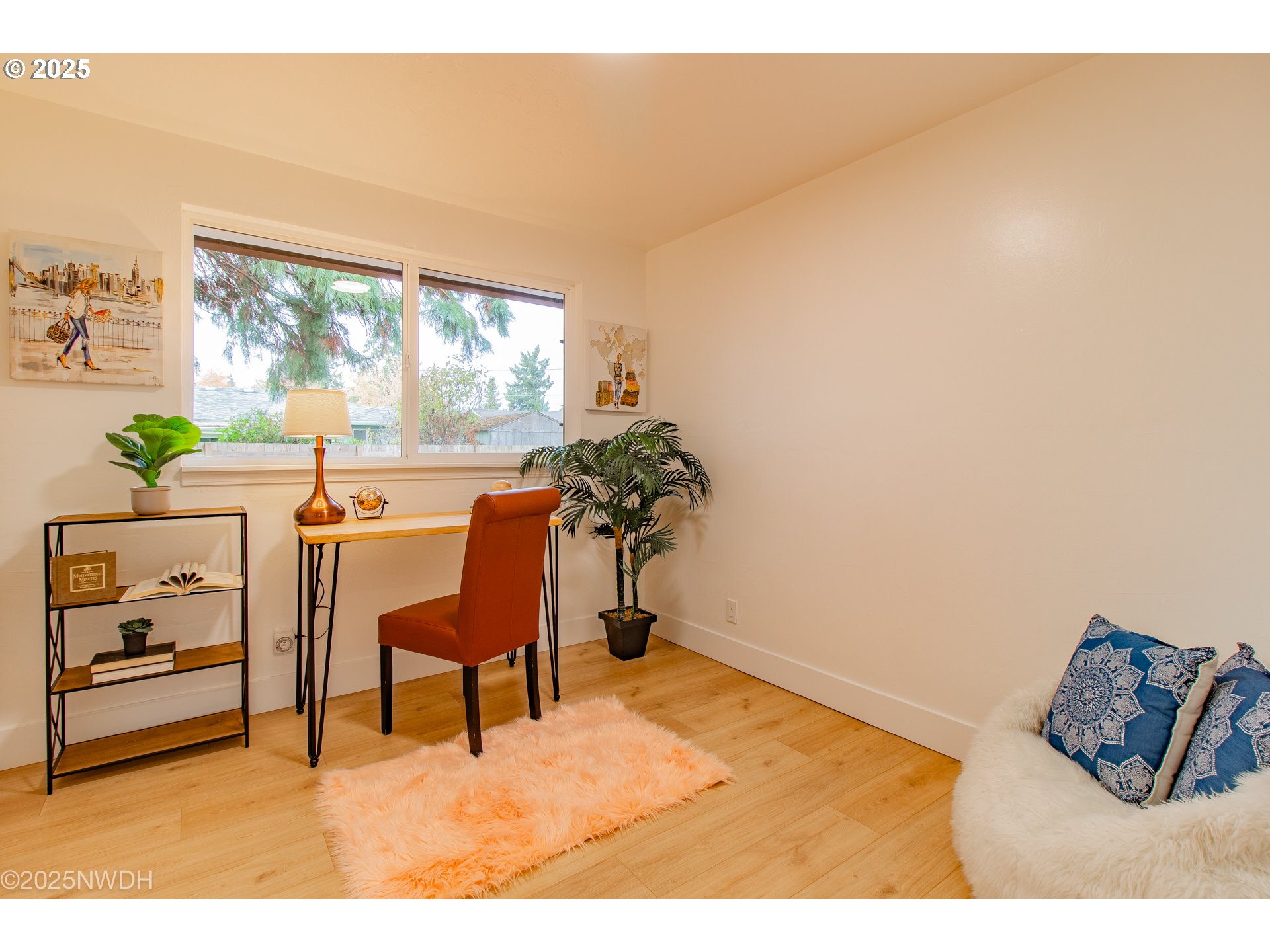 2081 Devos Street Eugene, OR 97402 - Photo 14 of 32