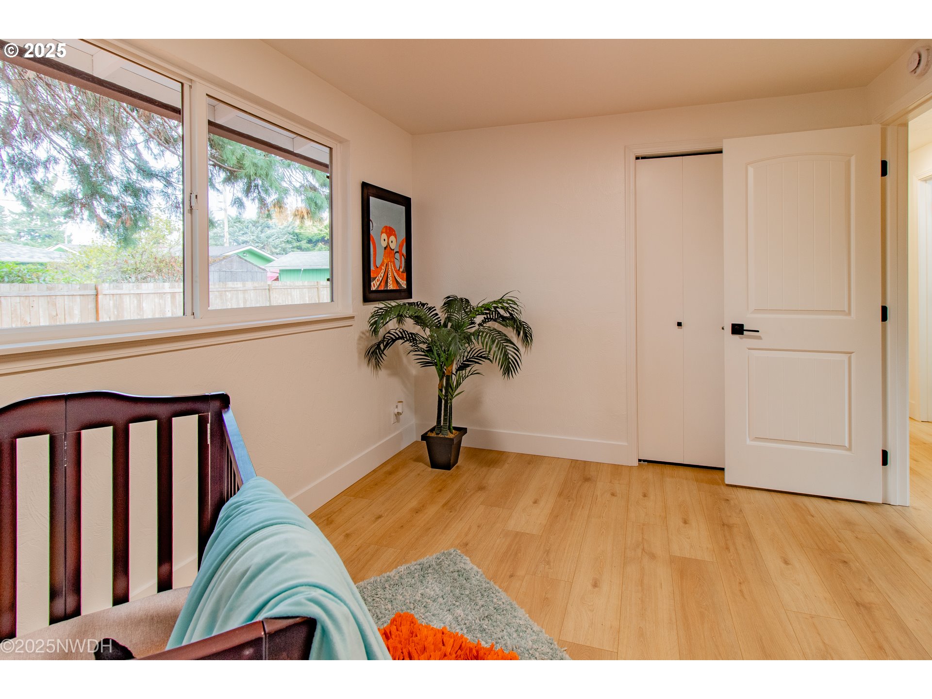 2081 Devos Street Eugene, OR 97402 - Photo 18 of 32