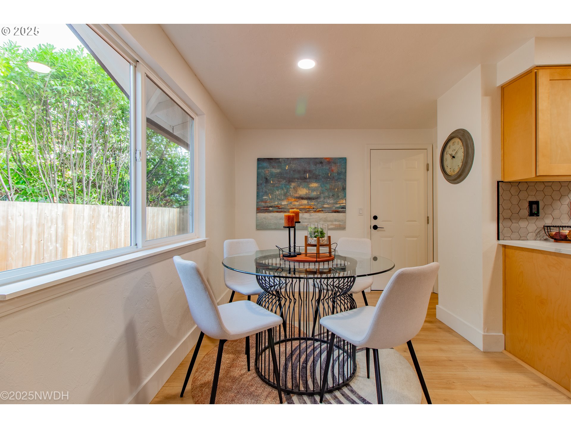 2081 Devos Street Eugene, OR 97402 - Photo 31 of 32