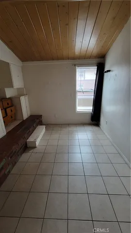 $630 | 120 West Marshall Boulevard, Unit 4, San Bernardino, CA 92405