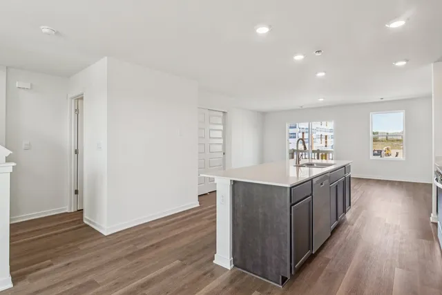 $329,990 | 911 Briar Gln Court, Hampshire, IL 60140