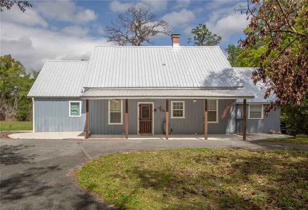 $3,000 | 1905 Myrtle Lake Avenue, Fruitland Park, FL 34731