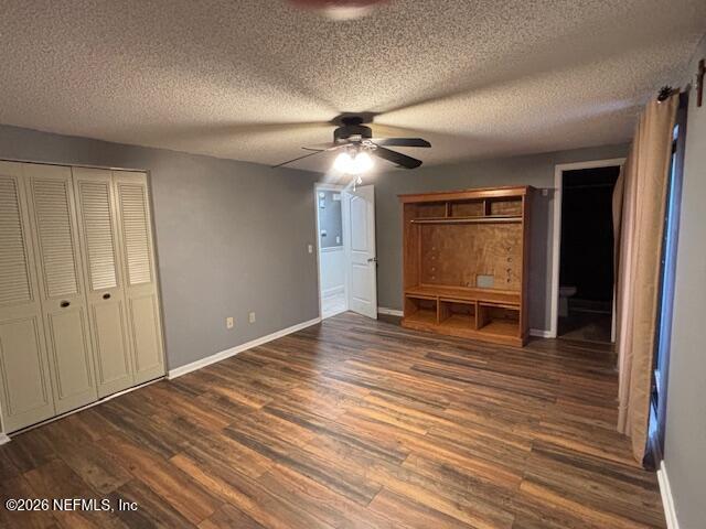 6626 Arrowroot Drive Jacksonville, FL 32244 - Photo 9 of 23 a view of an empty room with a window