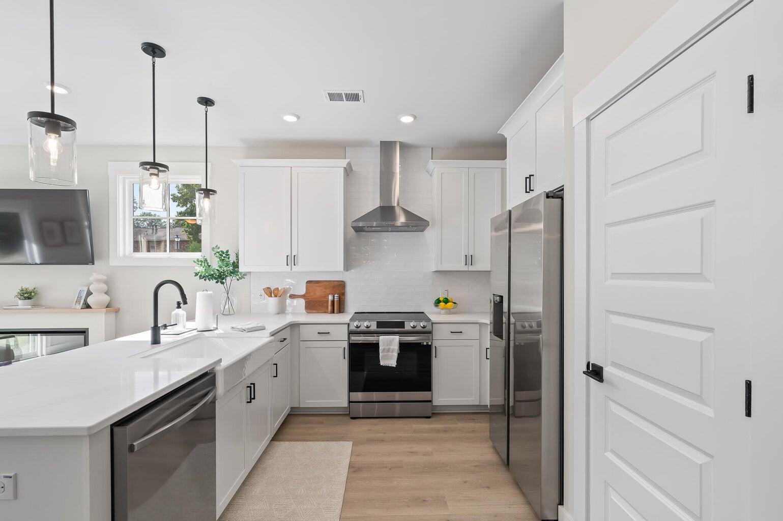 7022 Maria Eden Road Summerville, SC 29485 - Photo 8 of 17 Foster II Kitchen