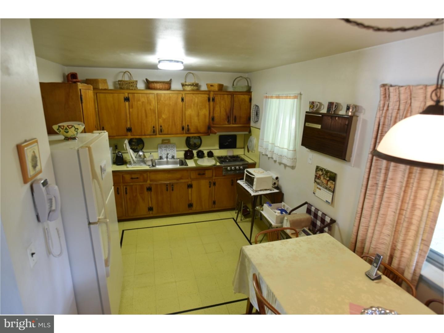 5 Patrick Way Hamilton, NJ 08620 - Photo 6 of 15 Kitchen