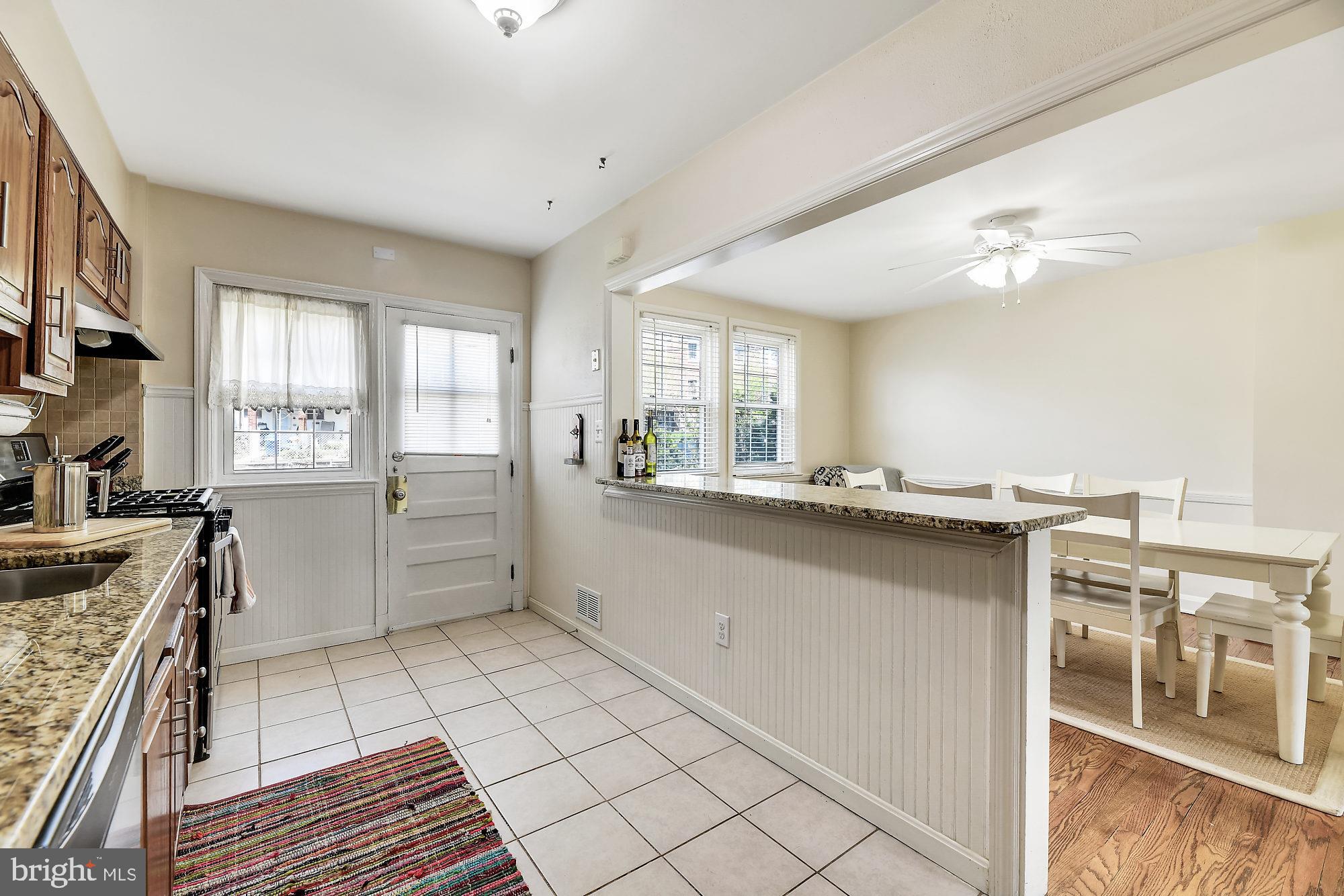 406 Stratford Road Baltimore, MD 21228 - Photo 14 of 35