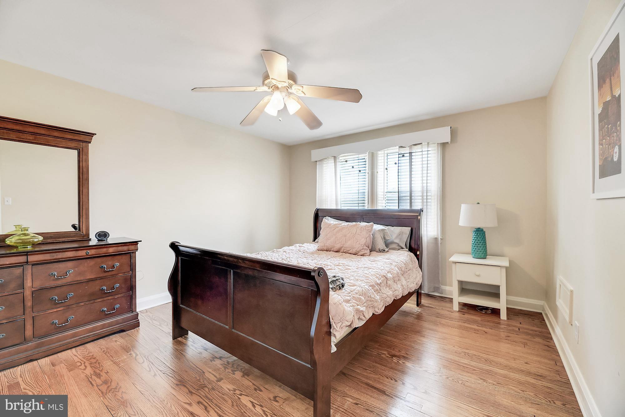 406 Stratford Road Baltimore, MD 21228 - Photo 15 of 35