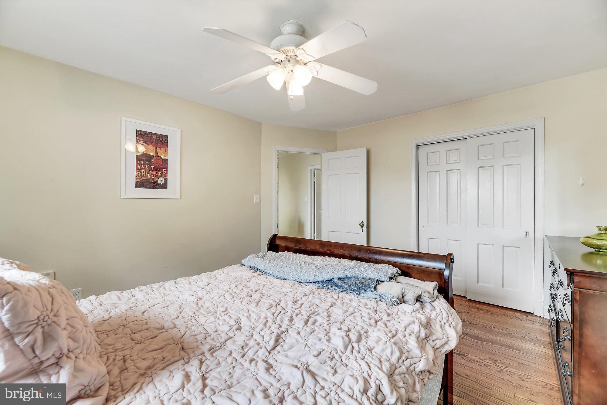 406 Stratford Road Baltimore, MD 21228 - Photo 16 of 35